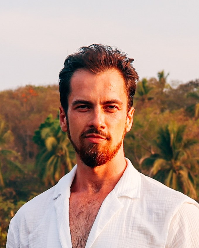 Portrait of Oliver Ian Krakora, founder and lead engineer